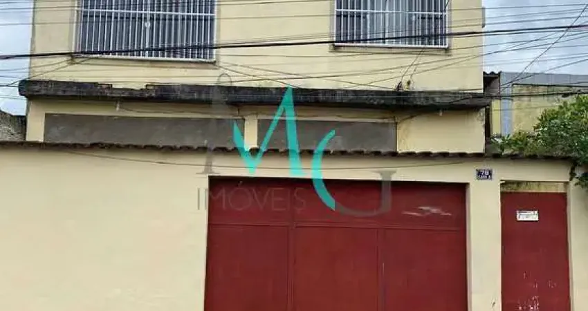 Excelente casa duplex à venda, em Paciência com 2quartos sendo suítes, rodeado pela natureza.