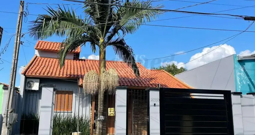 Casa 3 quartos para Venda no bairro Canudos em Novo Hamburgo