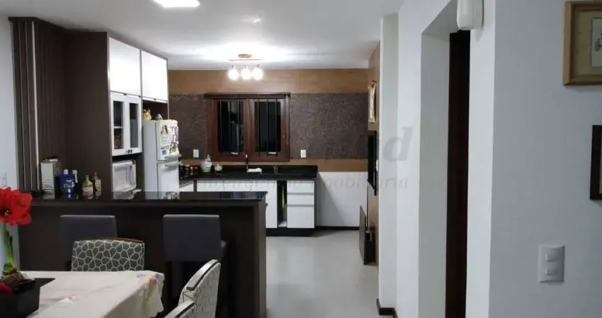 Casa para venda 03 dormitórios Lago Azul em Estância Velha