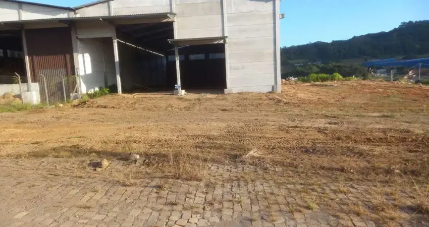 Pavilhão para venda no bairro Industrial em Farroupilha
