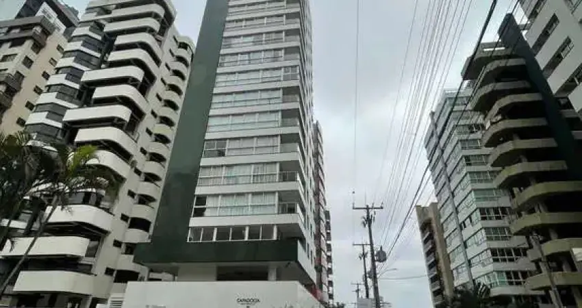Apartamento 3 quartos sendo 1 suíte para venda no bairro Centro em Torres