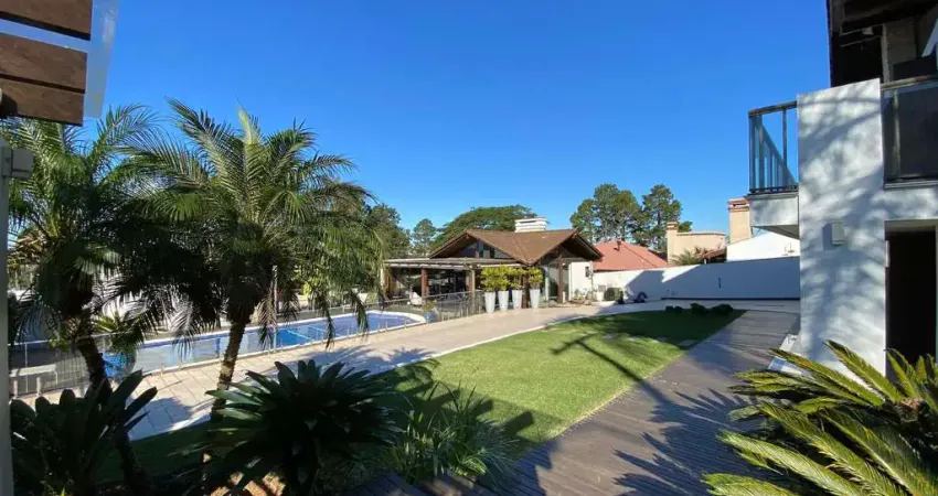 Casa 4 quartos sendo 1 suíte para venda no bairro Centenário em Torres