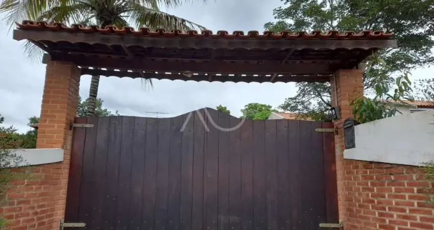 Chácara para Venda em Indaiatuba, Loteamento Aldrovândia Gleba 2, 4 dormitórios, 1 suíte, 3 banheiros, 3 vagas