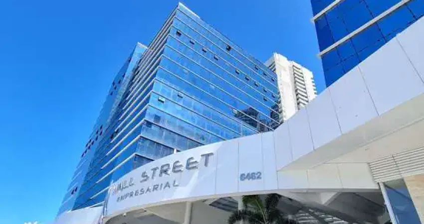 Sala comercial no Wall Street, reformada, na paralela, com 33m², pode financiar.
