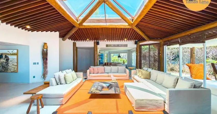 Mansão finamente decorada em busca vida, frente mar, com 7 suites, aceita permulta.