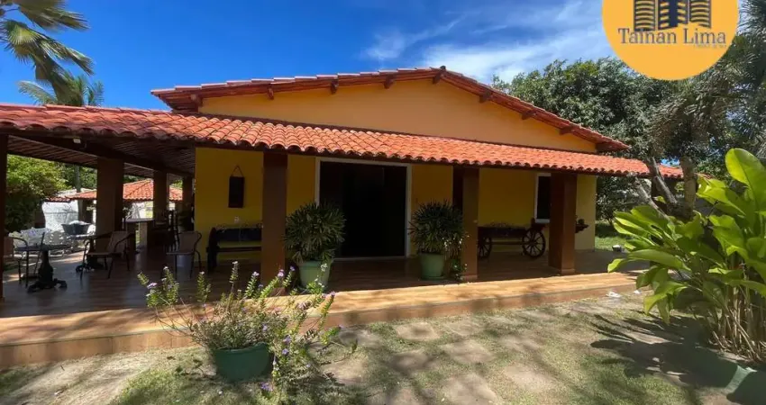 Sitio em barra do jacuipe, 3/4 sendo 2 suites, com piscina bem ampla e terreno com 2.765m²