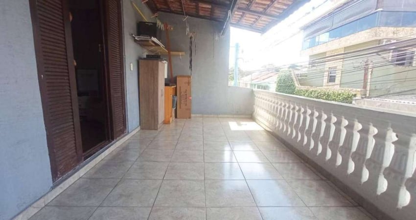Sobrado à venda com 3 dorms. 1 suite + 1 casa na Vila Rosalia