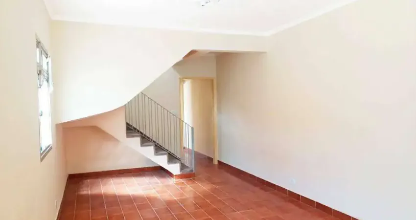 Sobrado independente com 3 dorms e 2 vagas para alugar, 169m² por R$ 3.211/mês - São Miguel Paulista - São Paulo/SP