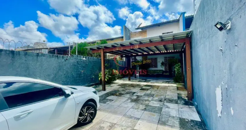 Casa com 3 quartos à venda na Rua Júlio Gaspar, 707, Itaperi, Fortaleza
