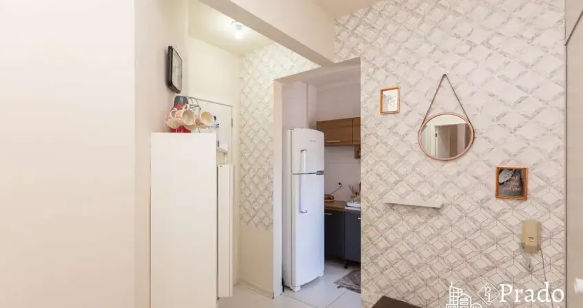 Apartamento à venda,51 m² privativos, 2 dormitórios, Centro, Curitiba, PR