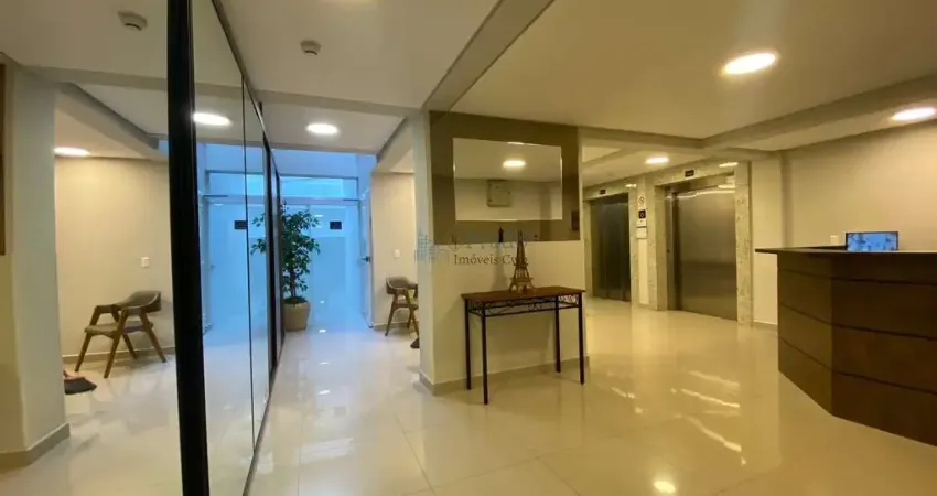 Apartamento à venda, 35 m² privativos, 1 dormitório, Centro, Curitiba, PR