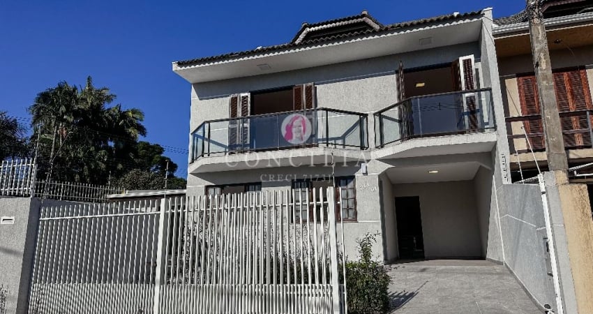 Sobrado 3 Quartos, sendo uma suíte – Vista Alegre – Curitiba/PR