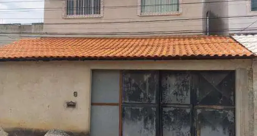 Casa bairro Jardim Leticia  - 2 quartos com quintal - 130 metros quadrados