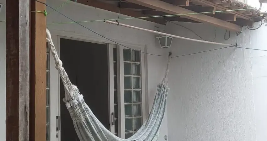 Casa 2 quartos 2 banheiros - bairro vila nova - aceita apartamento como parte de pagamento