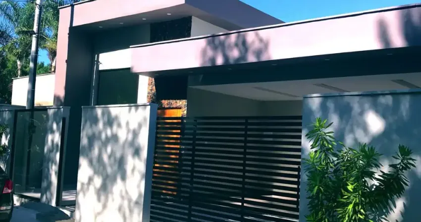 Casa contemporânea com piscina- condomínio fechado- rio da prata!!( aceita permuta ) contemporâneo ou life