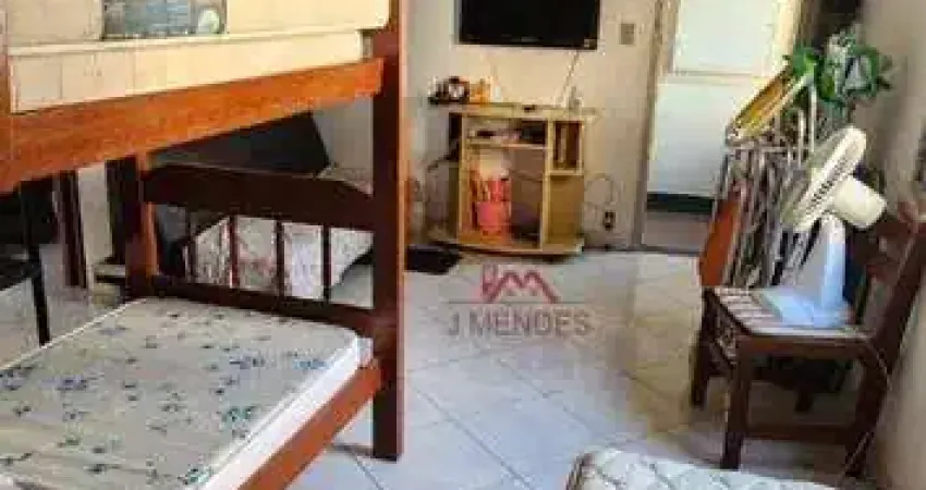 Kitnet com 1 dormitório à venda, 33 m² por R$ 156.000,00 - Caiçara. - Praia Grande/SP