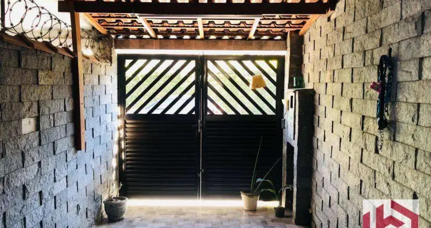 Casa com 2 dormitórios à venda, 145 m² por R$ 550.000,00 - Vila Valença - São Vicente/SP
