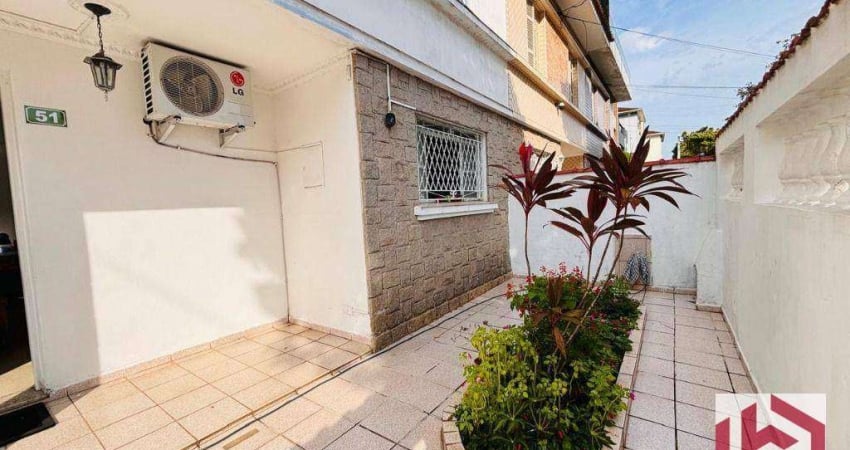 Sobrado com 3 dormitórios à venda, 140 m² por R$ 879.000,00 - Marapé - Santos/SP