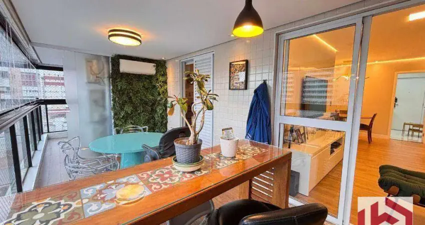 Apartamento a venda em Santos. Bairro do Gonzaga. Castell Di San Nicolau.