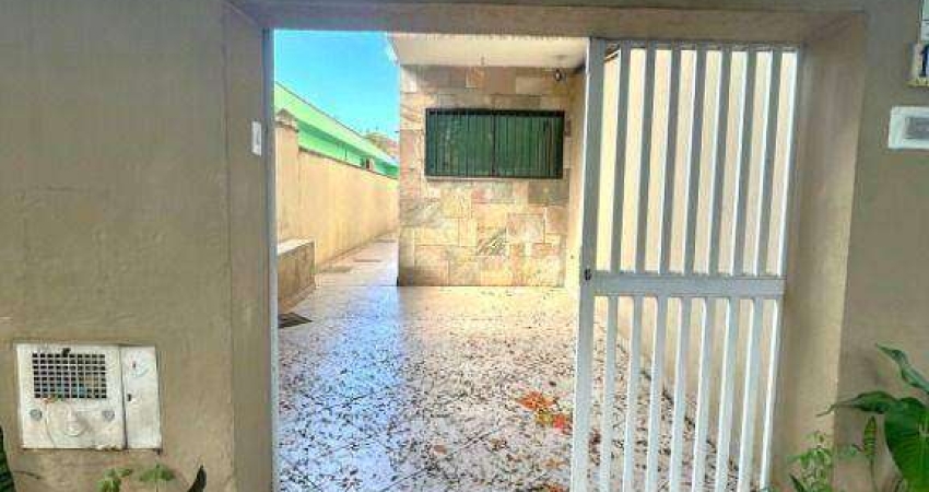 Casa com 2 dormitórios à venda, 84 m² por R$ 599.000,00 - Embaré - Santos/SP