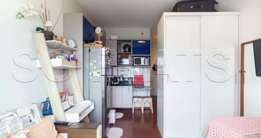 Flat Comfort Ibirapuera disponível locação com 26m², 1 dorm e 1 vaga de garagem.