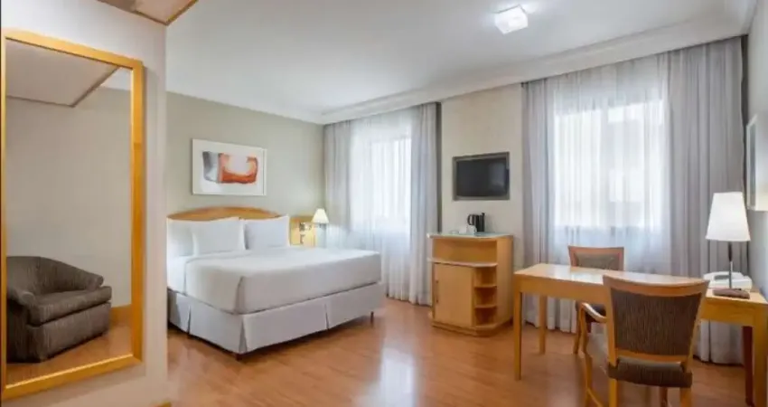 Apartamento totalmente mobiliado à venda em Higienópolis.