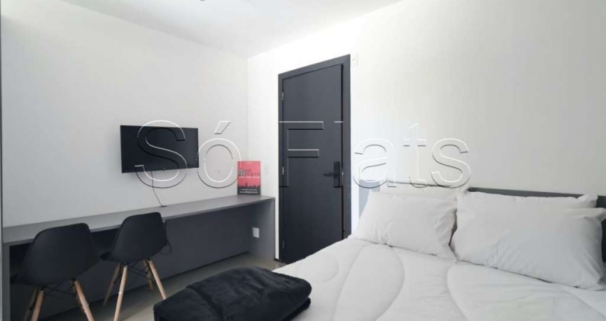 Studio disponível para locação no bairro de Moema contendo 22m², 1 dormitório e 1 vaga de garagem.