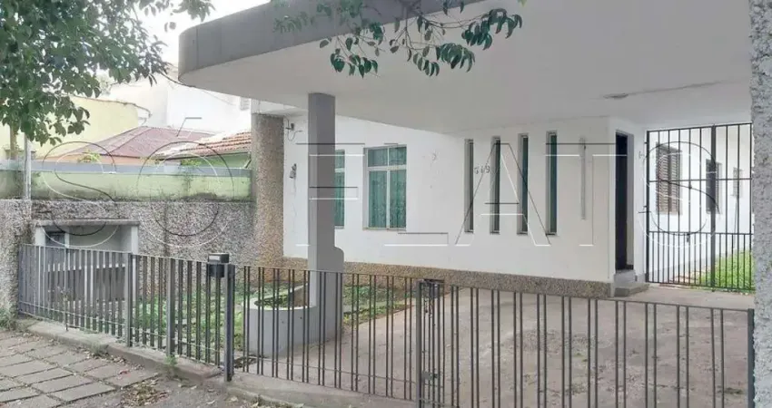 Casa térrea no ipiranga com 141m², 4 dormitórios e 3 vagas de garagem