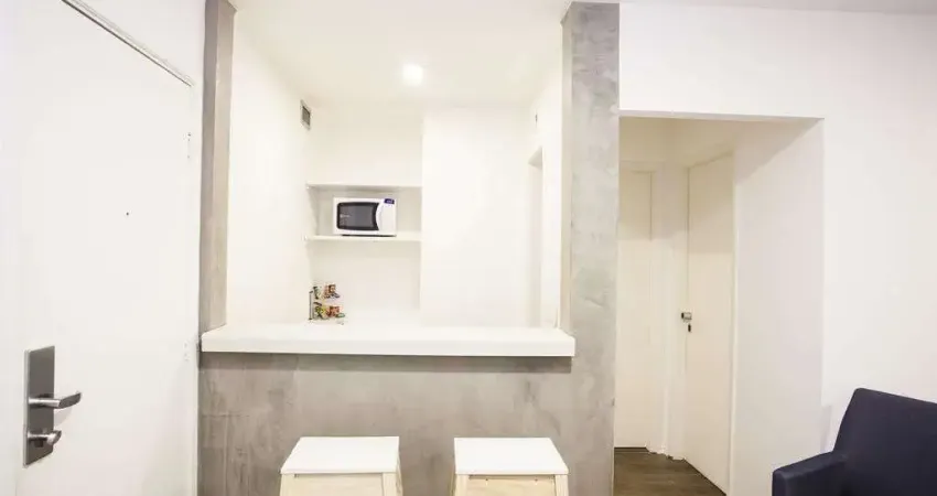 Flat próximo a Avenida Paulista, Masp, Metrô Trianon com entrada imediata e sem fiador.