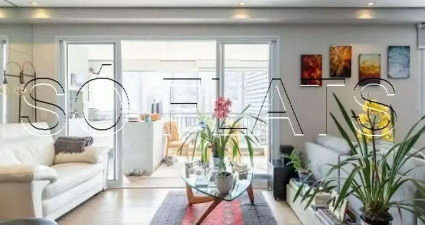 Apartamento na Vila Suzana com 130m² e 2 vagas de garagem!