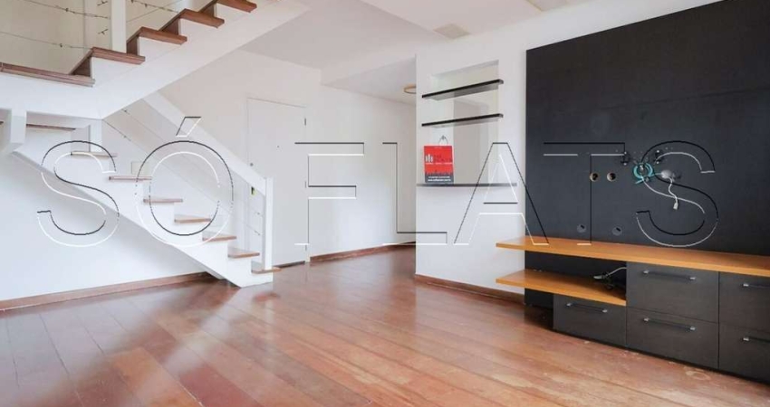 Apartamento estilo duplex com 84m² à venda na Vila Madalena.