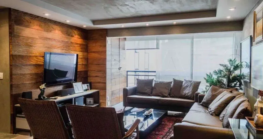 Flat alto padrão reformado com 3 dormitórios ao lado da av ibirapuera e pq ibirapuera.