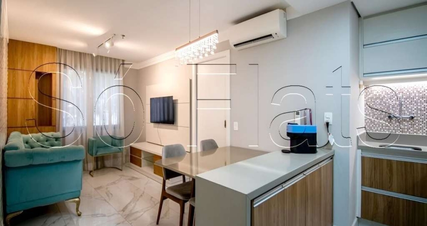 Apto no Adagio Moema com 49m², 1 dormitório e 1 vaga, disponível para locação próximo Metrô Moema.