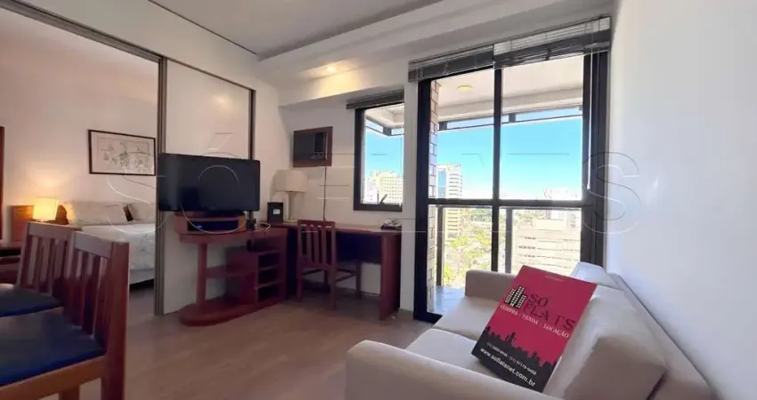 Flat equipado no Q.I, com 37m², 1 dormitório e 1 vaga em Moema, disponível para locação.
