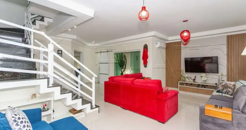 Casa alto padrão em são bernardo do campo disponível para venda, com 270m², 3 suítes e 8 vagas