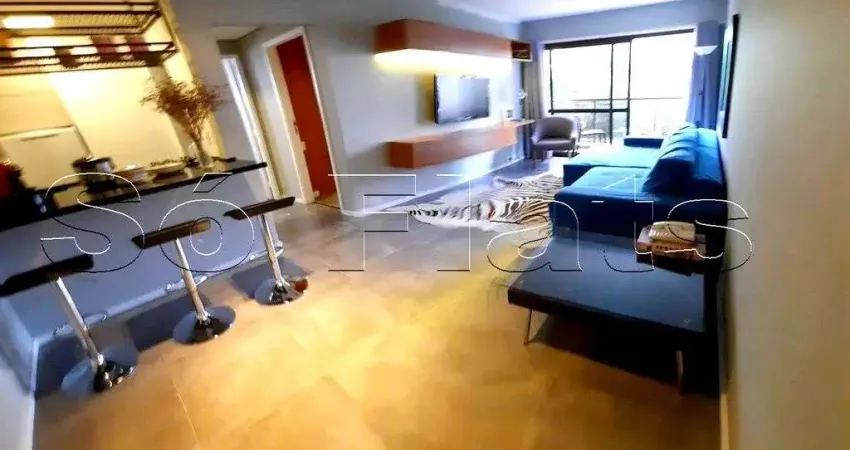 Flat totalmente reformado no coração da Avenida Paulista com serviços de quarto, vaga de garagem.