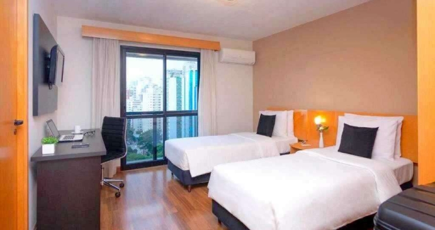 Flat nos Jardins fora do pool para investimento ou moradia