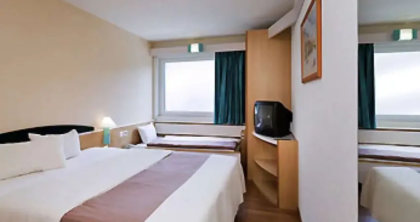 Flat com 1 quarto à venda na Avenida Jorge Zarur, 81, Vila Ema, São José dos Campos