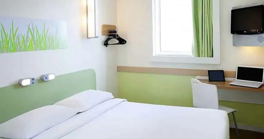 Flat Ibis budget Vitória disponível para venda com 12m²