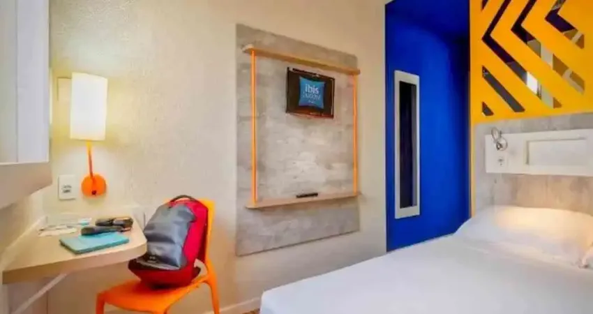 Flat Ibis budget São João disponível para venda com 13m²