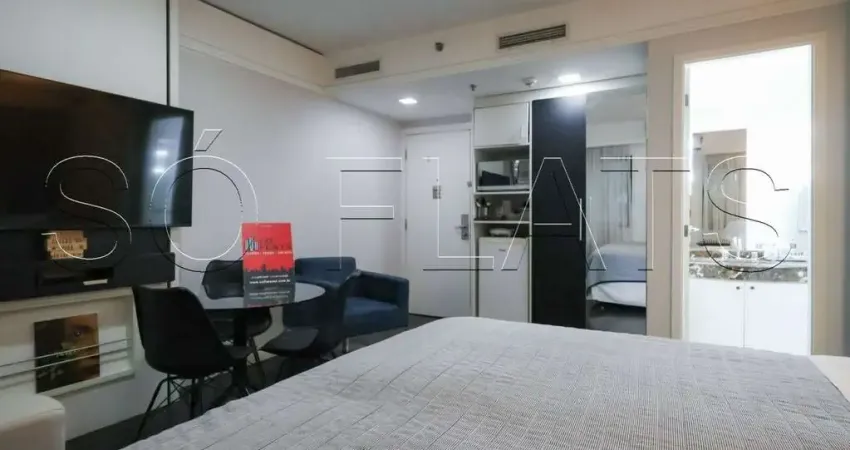 Flat em Moema disponível para locação com 30m², 1 dormitório e 1 vaga.