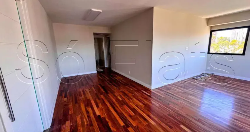 esidencial Saint Francis, apto disponível para locação contendo 167m², 04 dorms e 03 vagas.