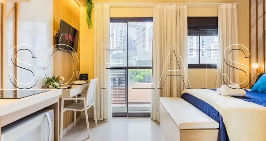 Studio mobiliado no Brooklin | Varanda, lazer completo e fácil acesso à Berrini