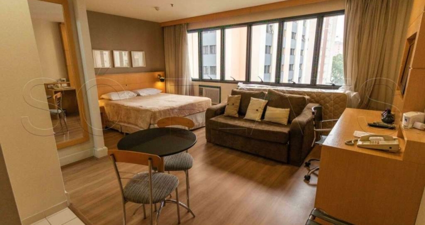 Flat  na  Al Lorena, prox a Av. 9 de Julho,  a mercados, bancos e lojas em geral