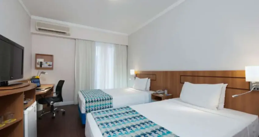 Flat em Moema disponível para venda com 26m² e 01 vaga de garagem