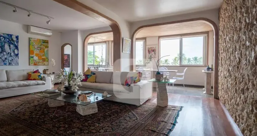 Copacabana apartamento 4 quartos sendo 2 suítes, 224m2 e 1 vaga  na icônica avenida atlântica.