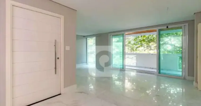 Cobertura Duplex no Quadrilátero de Ipanema, 282 m2, Piscina, 2 vagas de garagem.