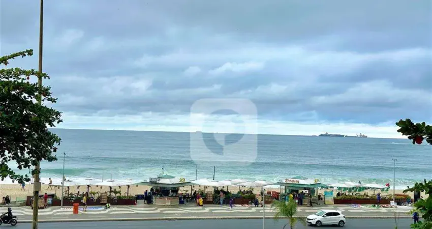 Atlântica frente: 2/3 quartos (2 suítes), vaga entre posto 4 e posto 5