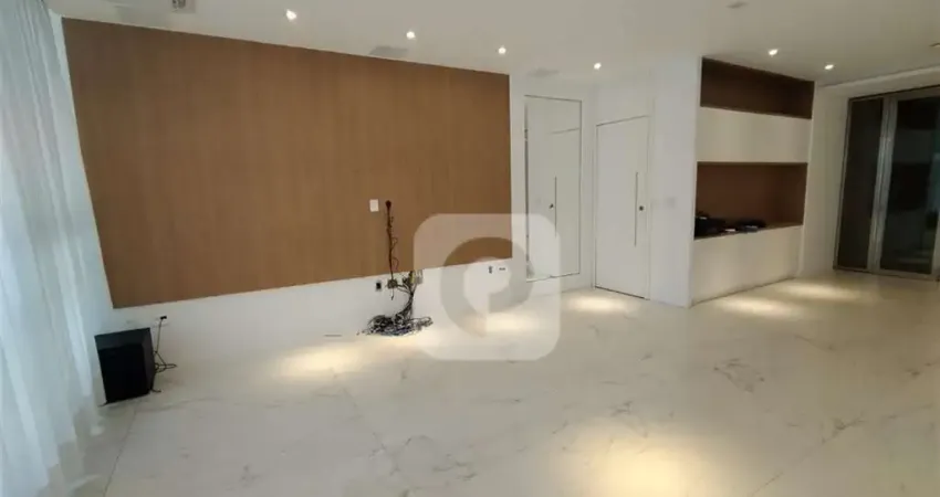 Apartamento totalmente reformado 3 suítes e 2 vagas no leblon