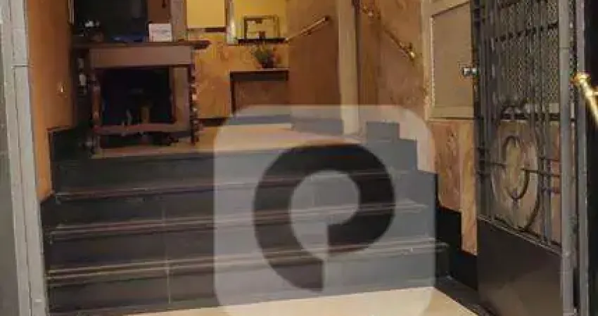 Apartamento de 32m2, 1 quarto suíte em Copacabana por R$ 500.000,00